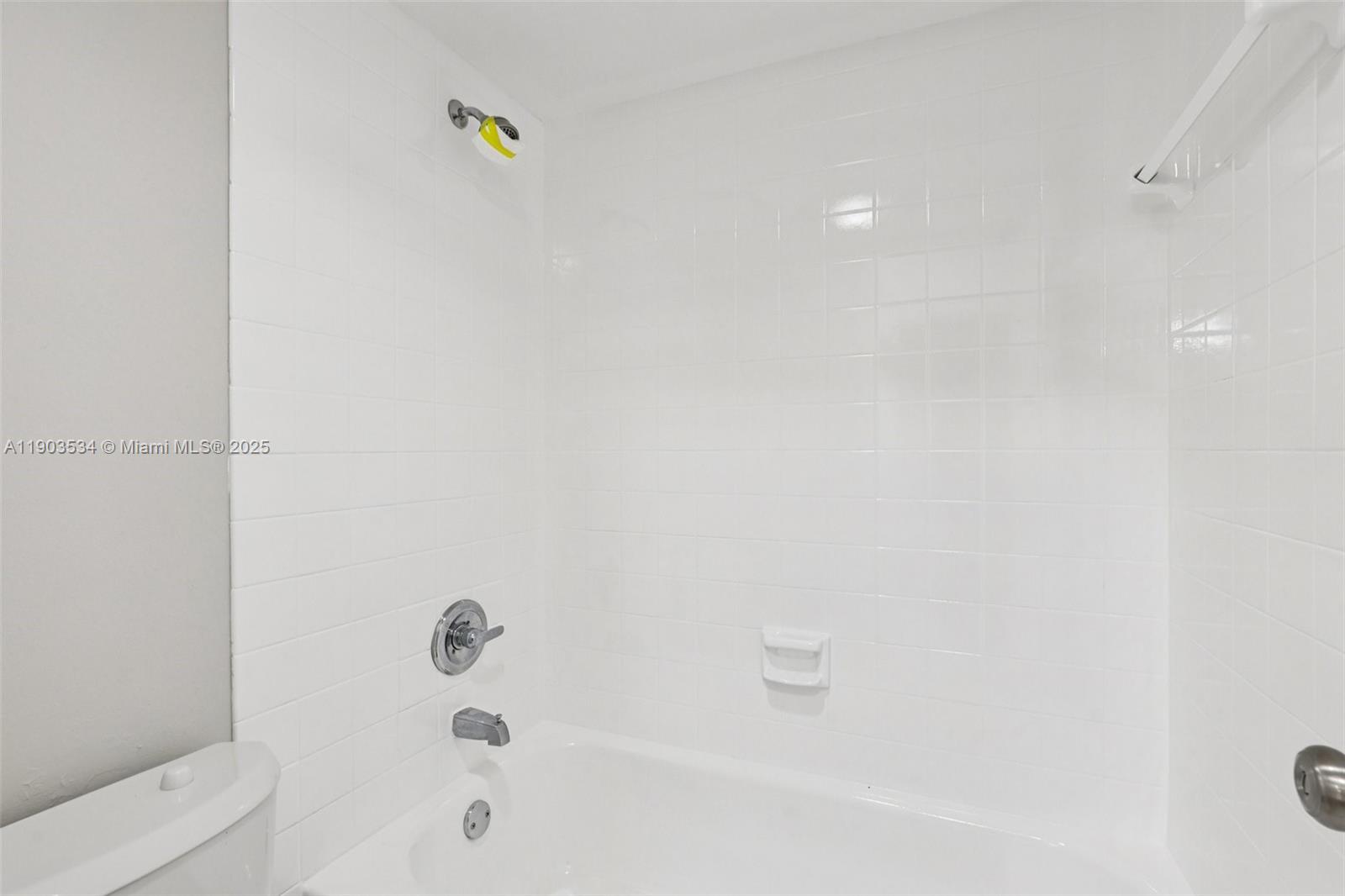 CALUSA CLUB VILLAGE CONDO - Residential