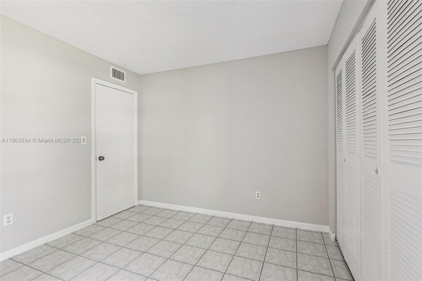 CALUSA CLUB VILLAGE CONDO - Residential