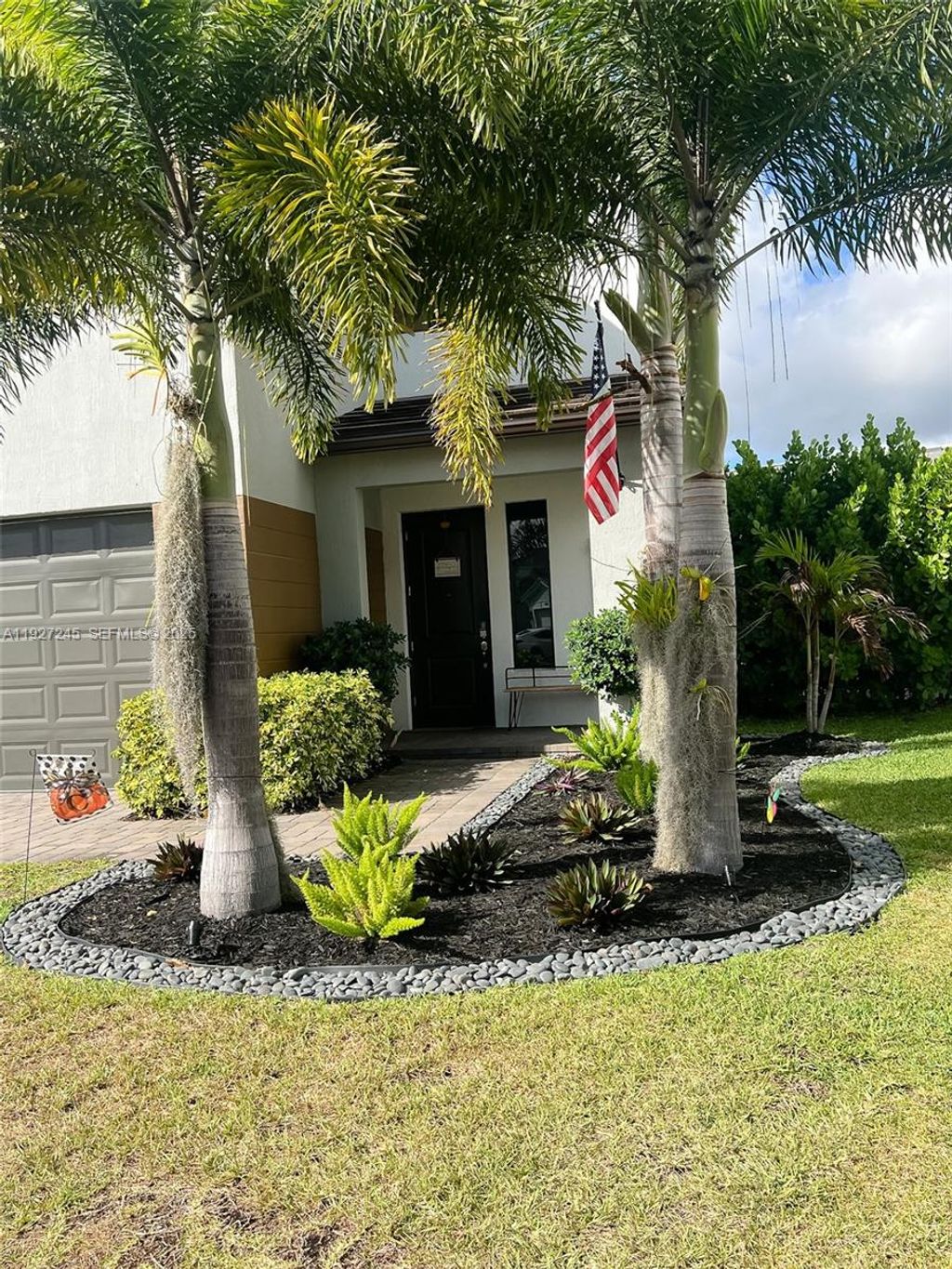 Photo of 16372 Sandy Shore Dr, Westlake, FL 33470 (MLS # A11927245)