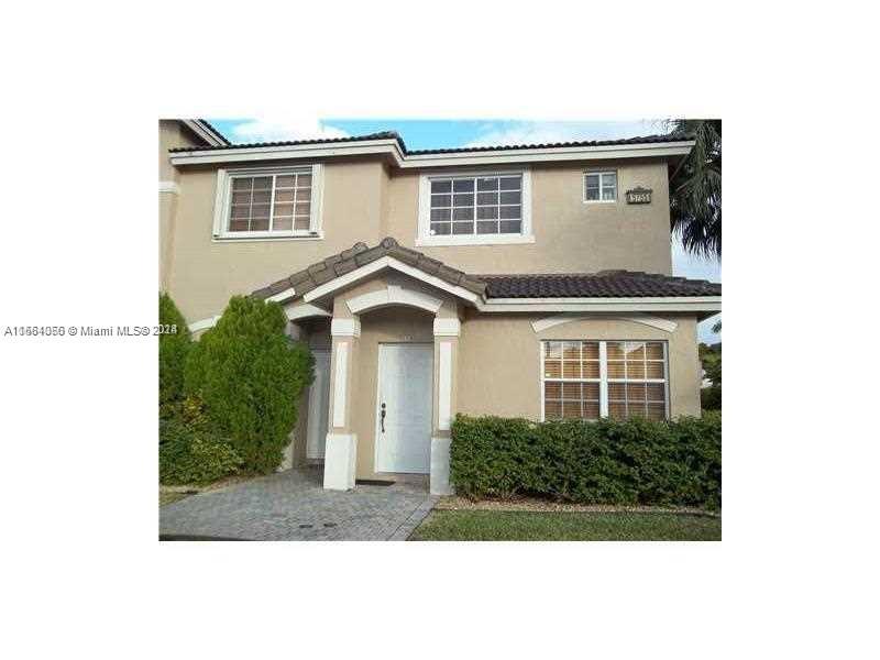 Very well, kept townhouse two bedrooms 2 1/2 bathrooms in Les breezes and unit right next to the gym, swimming pool and tennis court. Next to the old Meadow Park and Eugenia B. Thomas School. Please see pictures and it sees to show getting in touch with Marcelo E. Oliveira.