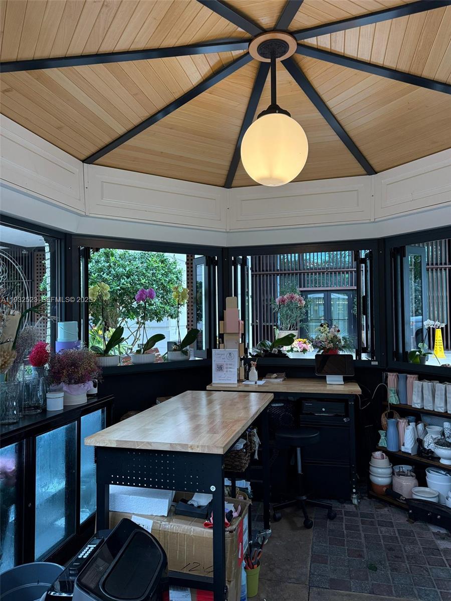 3011 Ponce de Leon Blvd