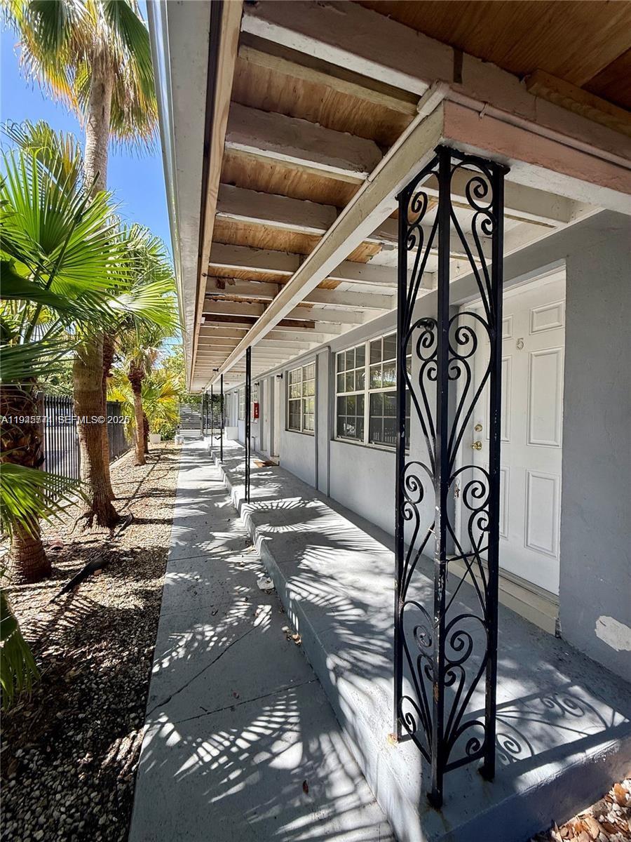 LEMON CITY WHITES - Residential Lease