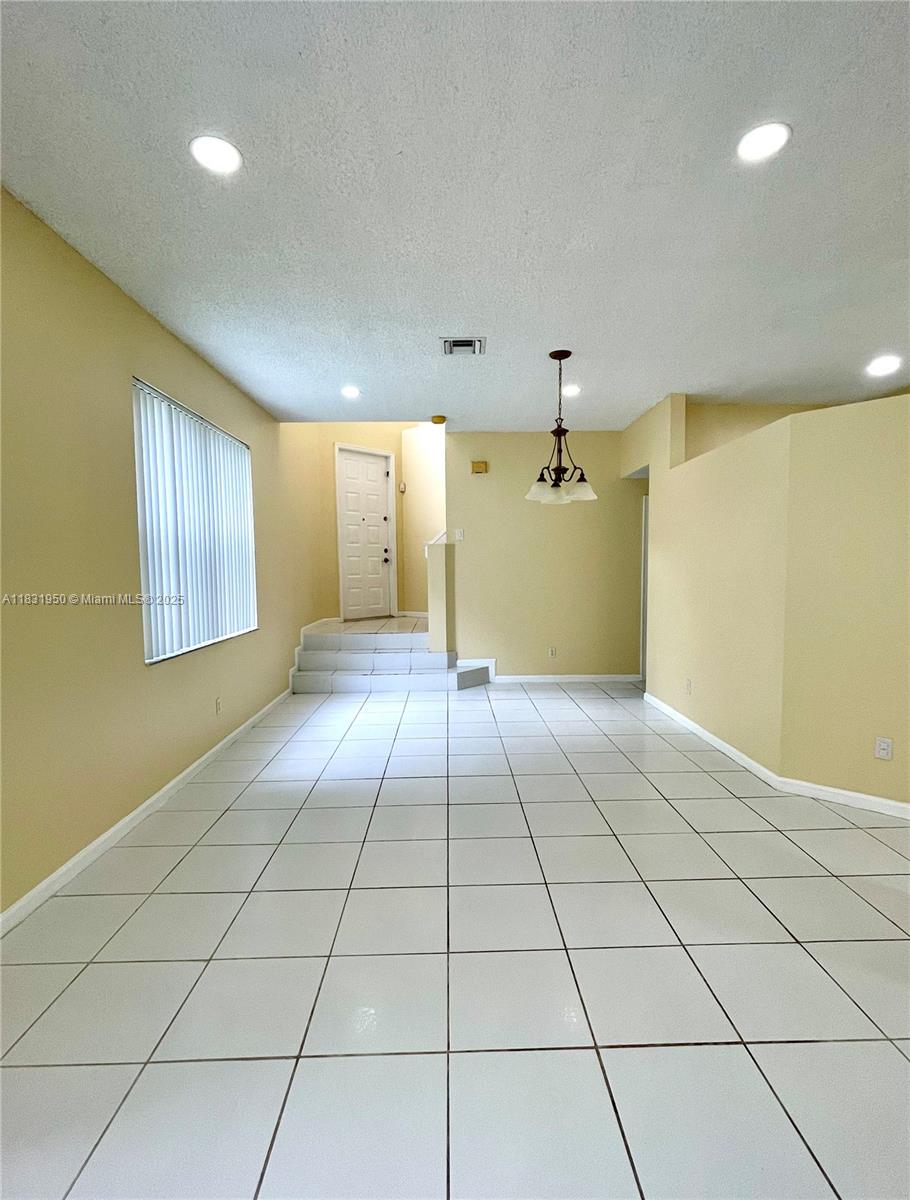 OAKWOOD - Residential Lease