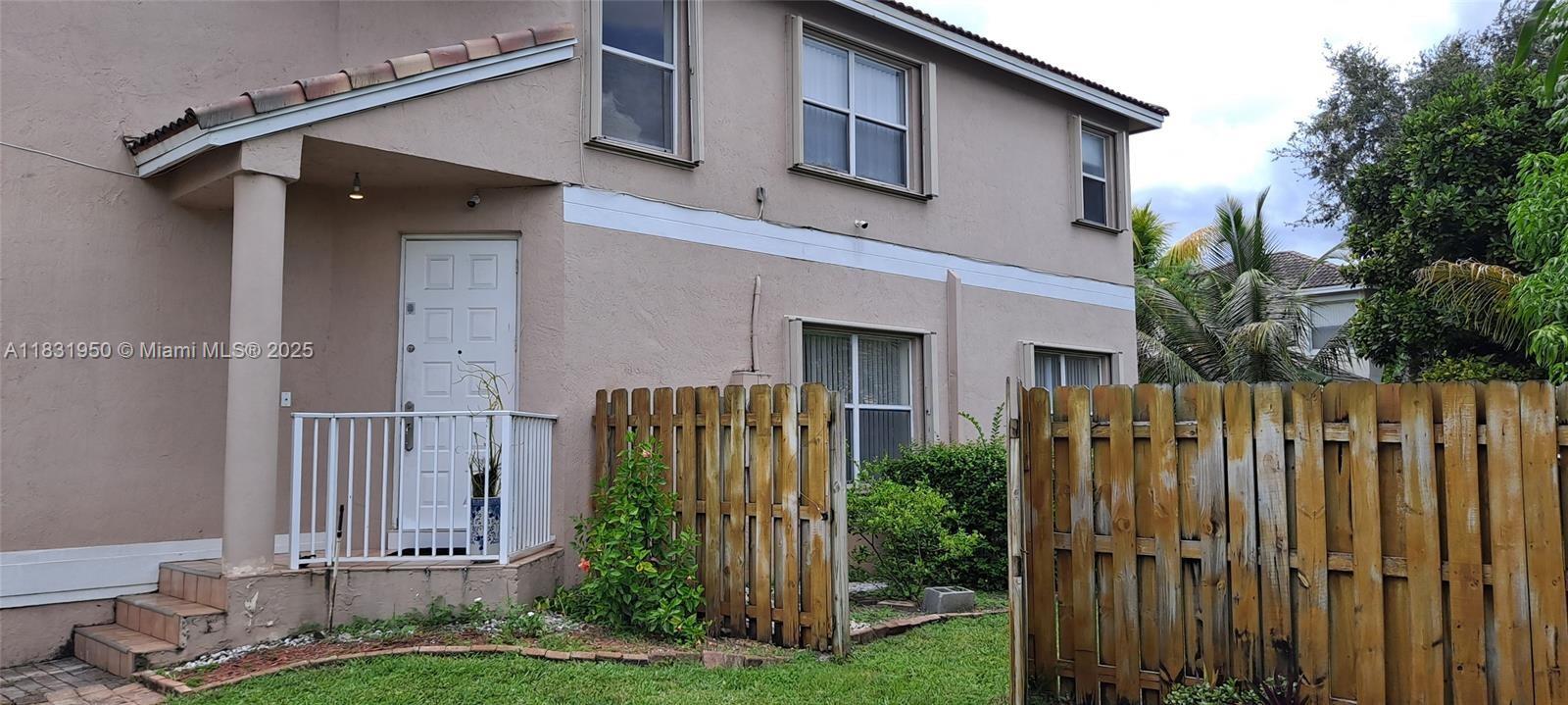 160 NW 97th Ter