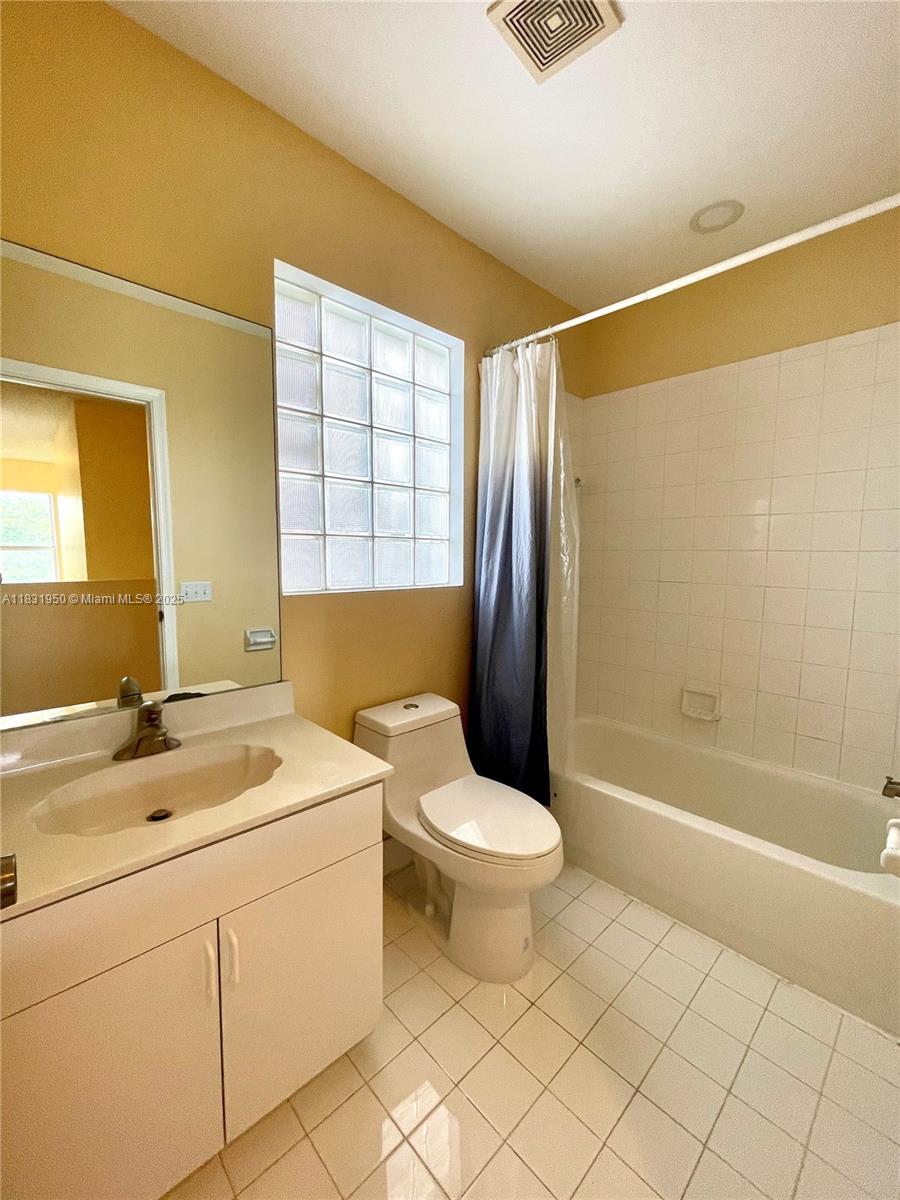 OAKWOOD - Residential Lease