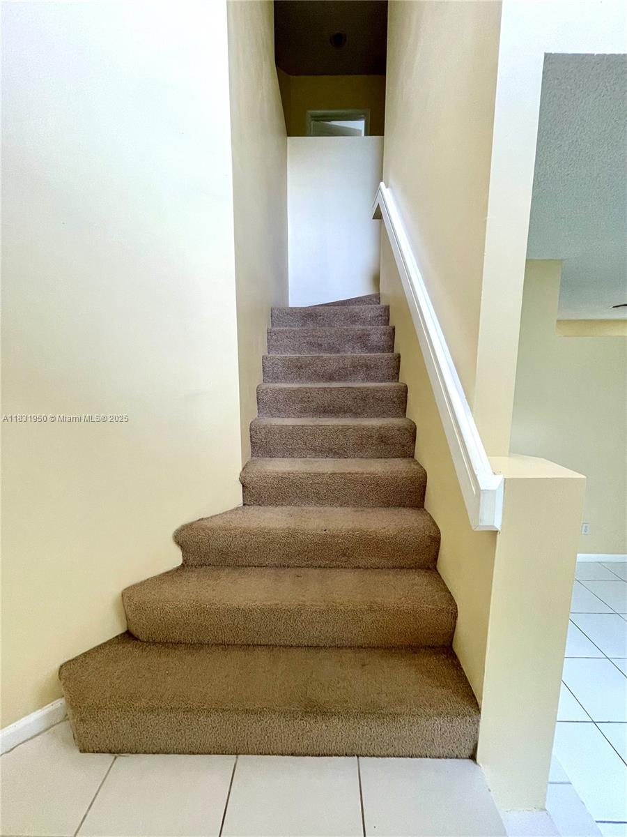 OAKWOOD - Residential Lease