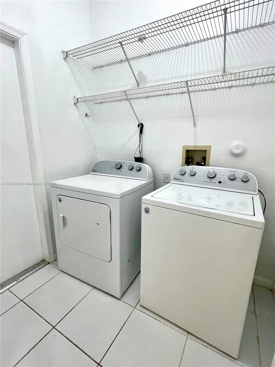 OAKWOOD - Residential Lease