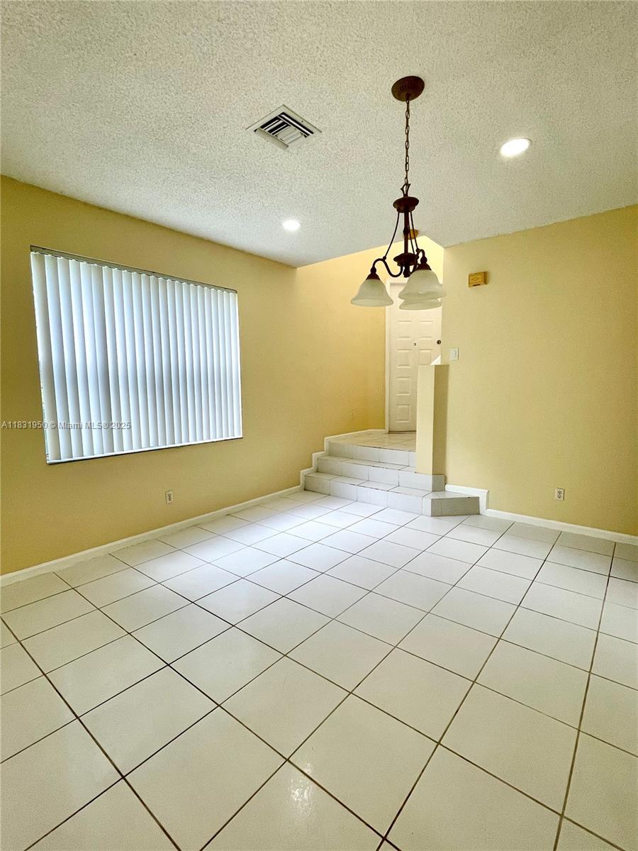OAKWOOD - Residential Lease