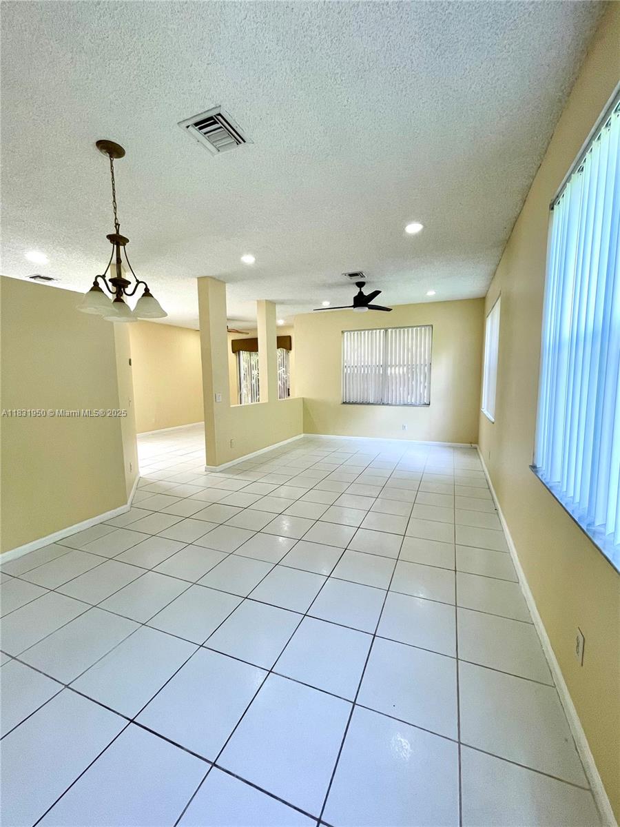 OAKWOOD - Residential Lease