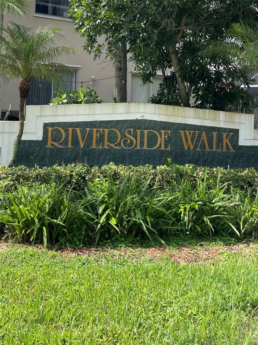OAKWOOD - Residential Lease