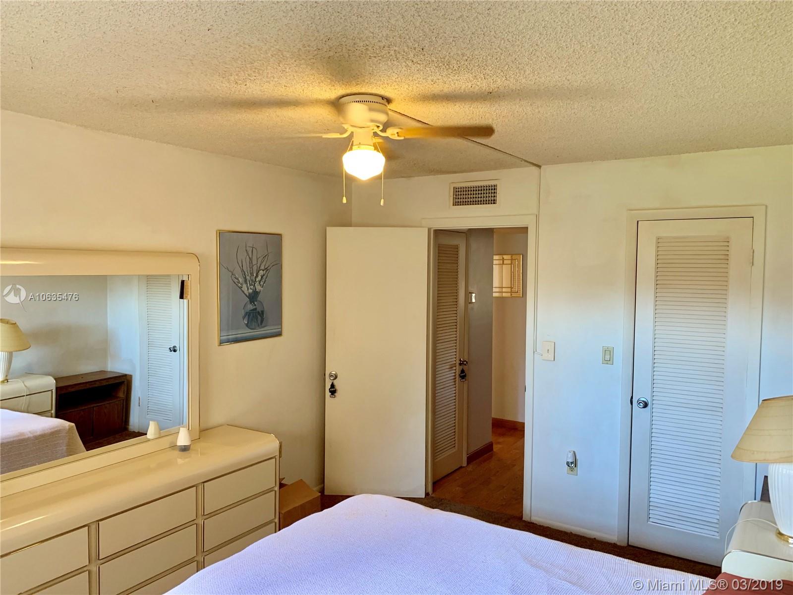 SUNRISE LAKES 11 CONDO - Residential