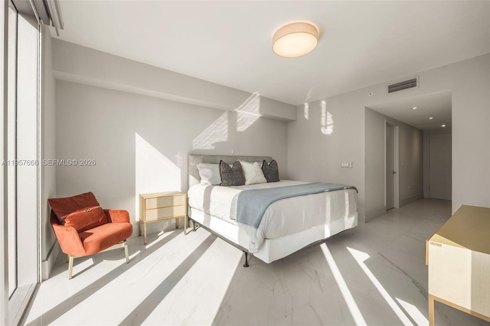 PARQUE TOWERS CONDO - Residential