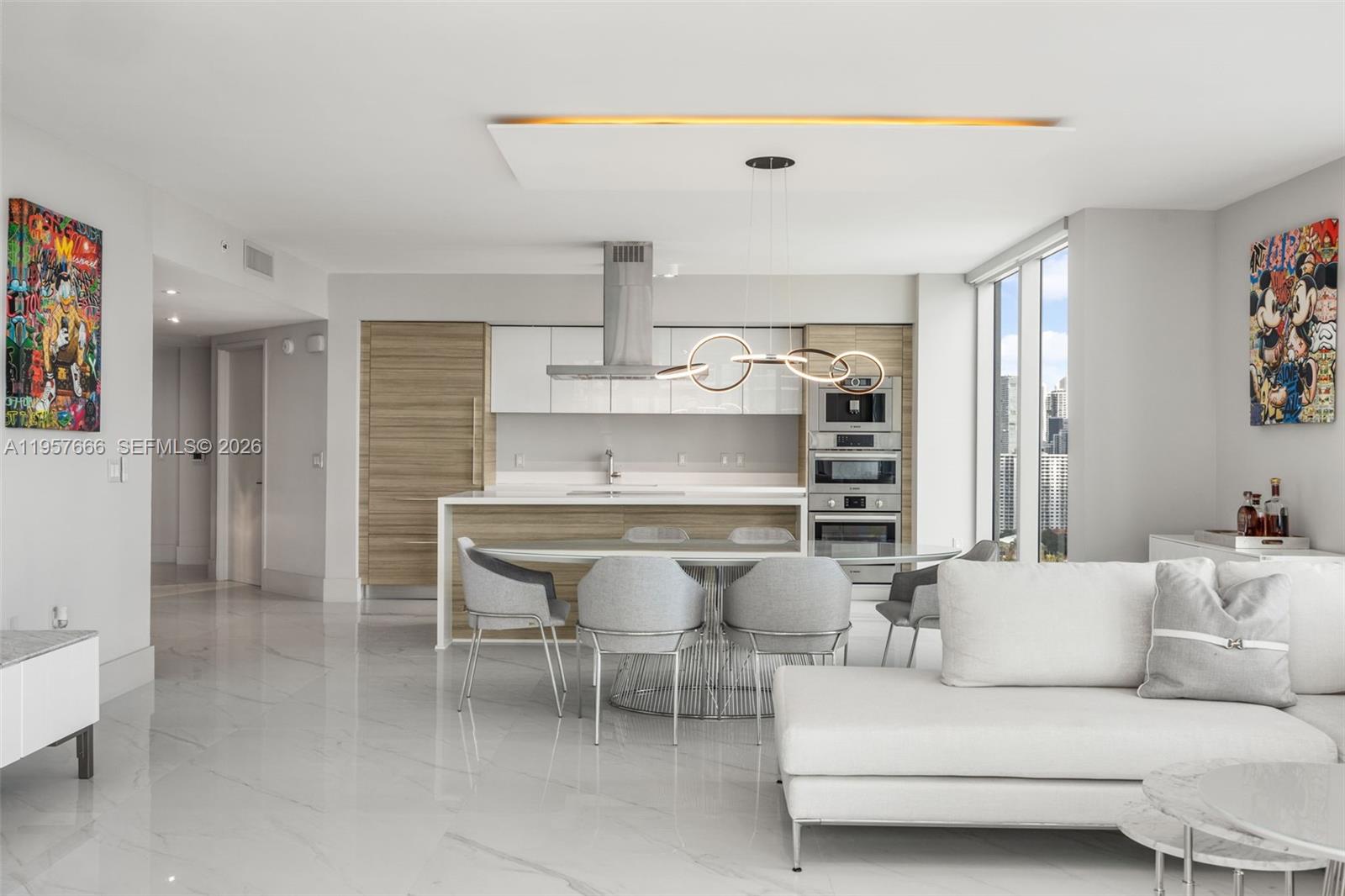 PARQUE TOWERS CONDO - Residential