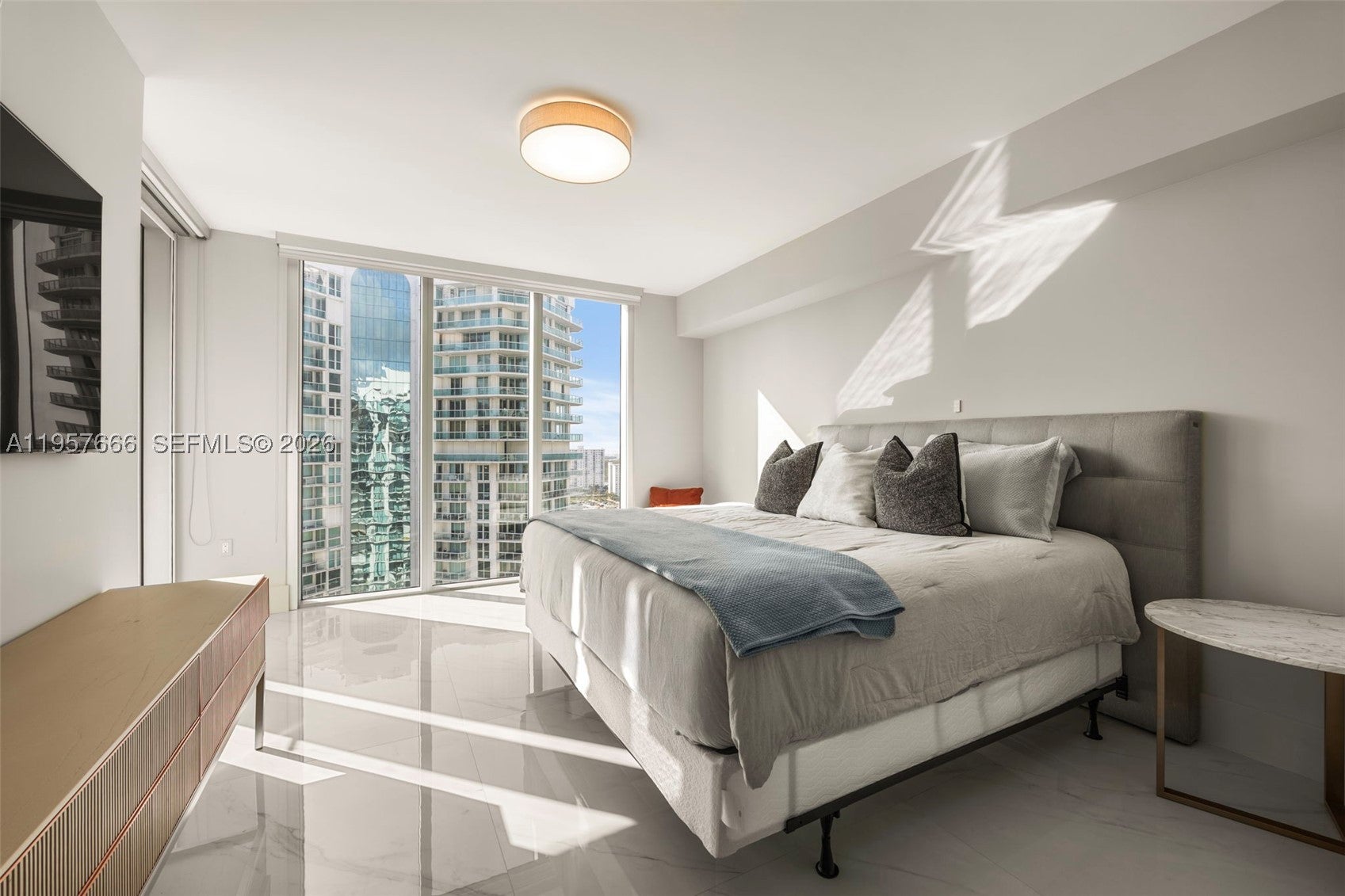 300 Sunny Isles Blvd 4-2202