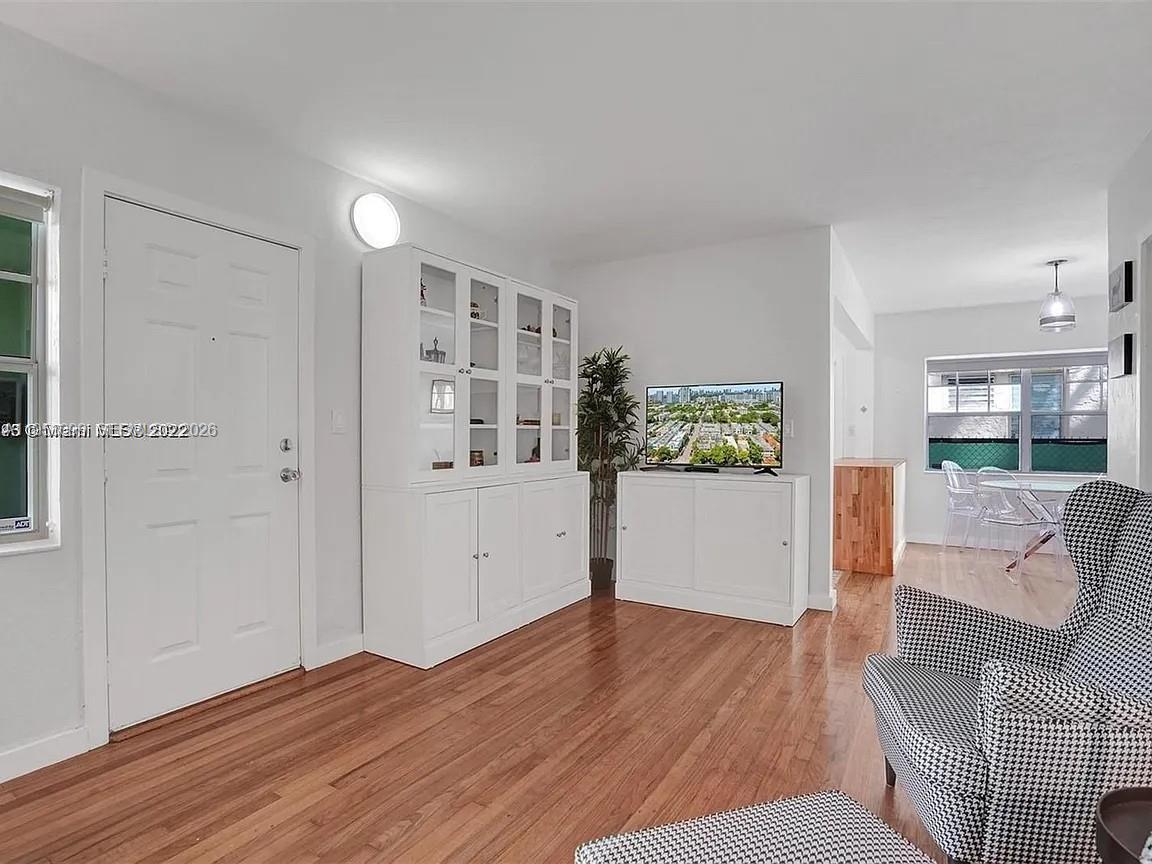 JEFFERSON COURT CONDO - Residential