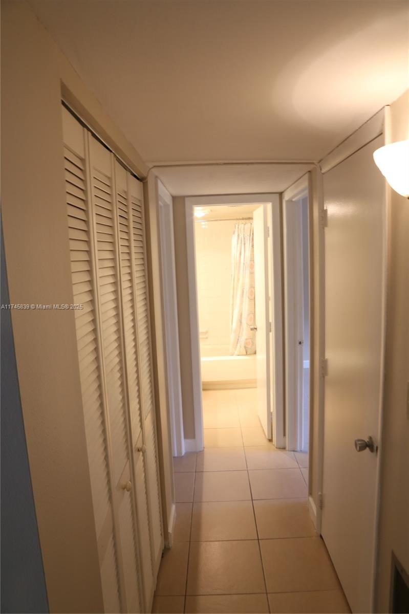 CONDO 1 OF SABAL PALM CON - Residential
