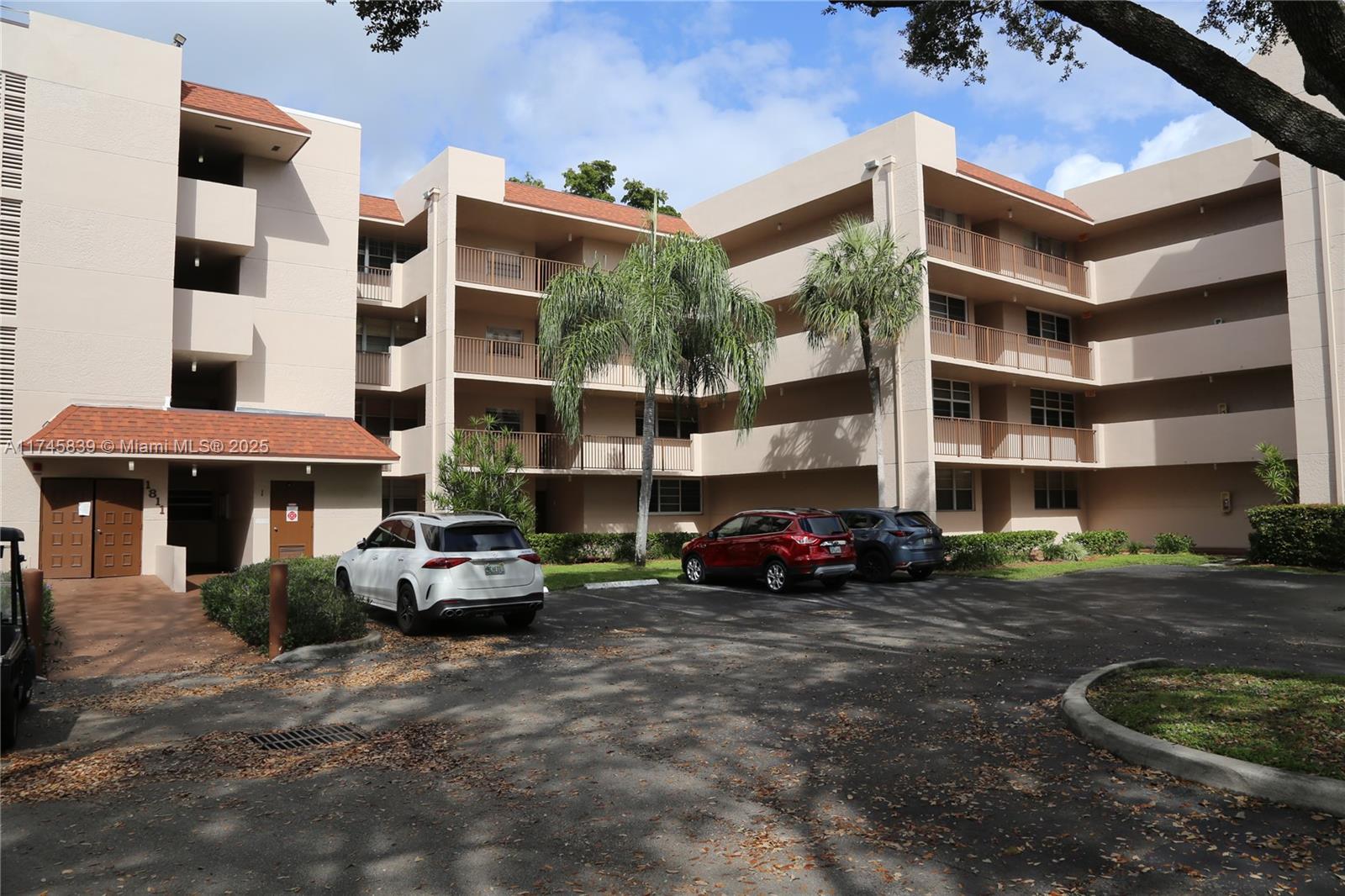 Property for Sale at 1811 Sabal Palm Dr 206, Davie, Broward County, Florida - Bedrooms: 3 
Bathrooms: 2  - $290,000
