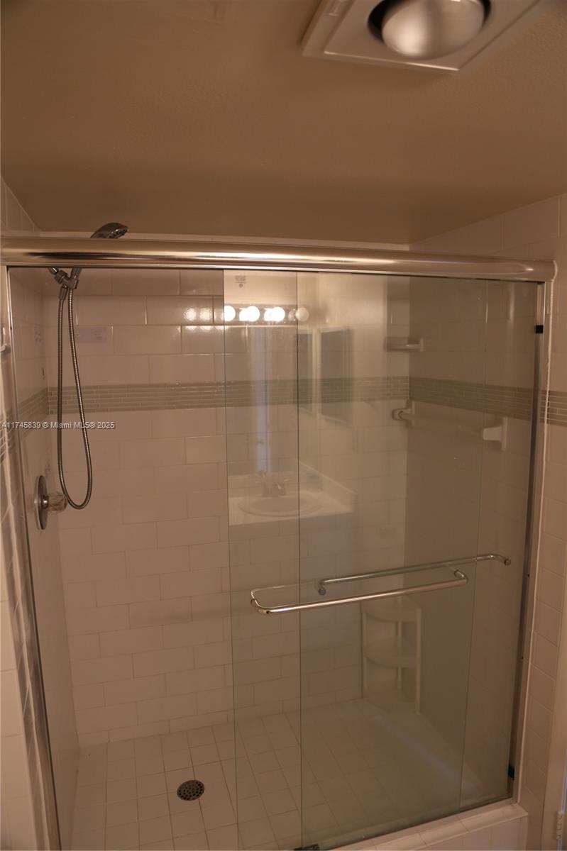 CONDO 1 OF SABAL PALM CON - Residential