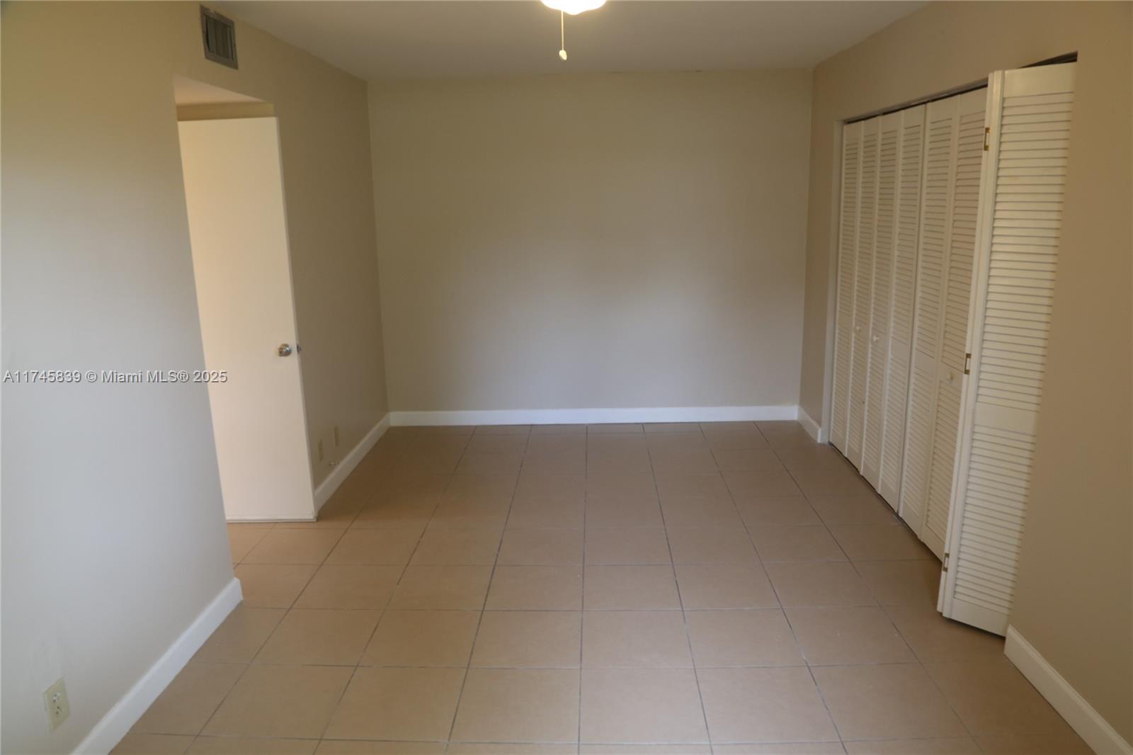 CONDO 1 OF SABAL PALM CON - Residential