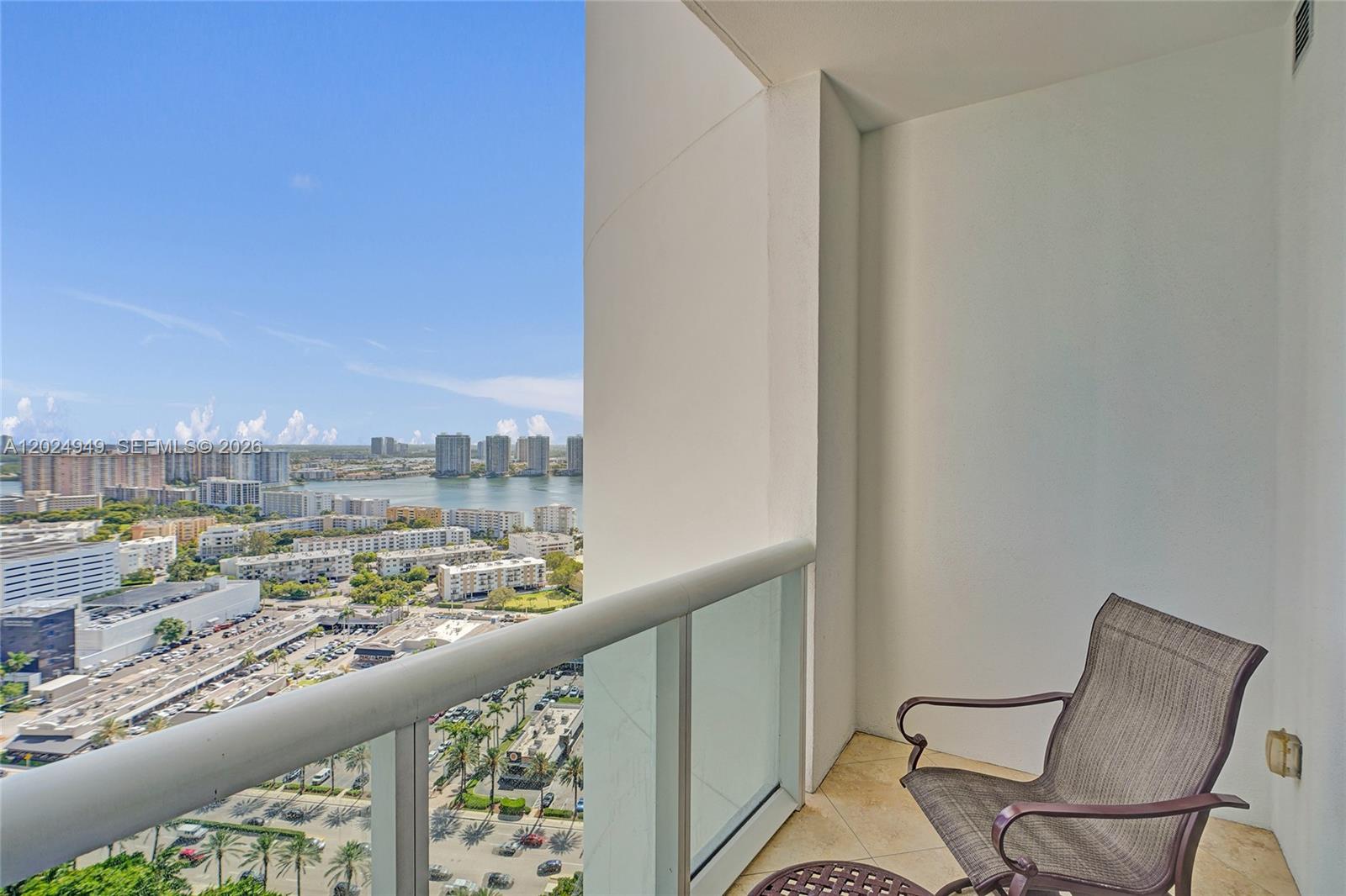 TRUMP ROYALE CONDO - Residential