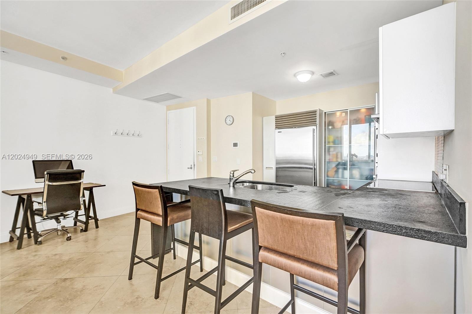 TRUMP ROYALE CONDO - Residential