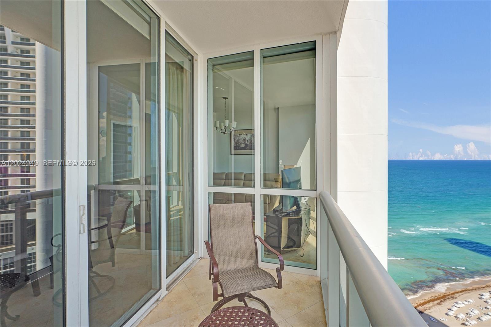 TRUMP ROYALE CONDO - Residential