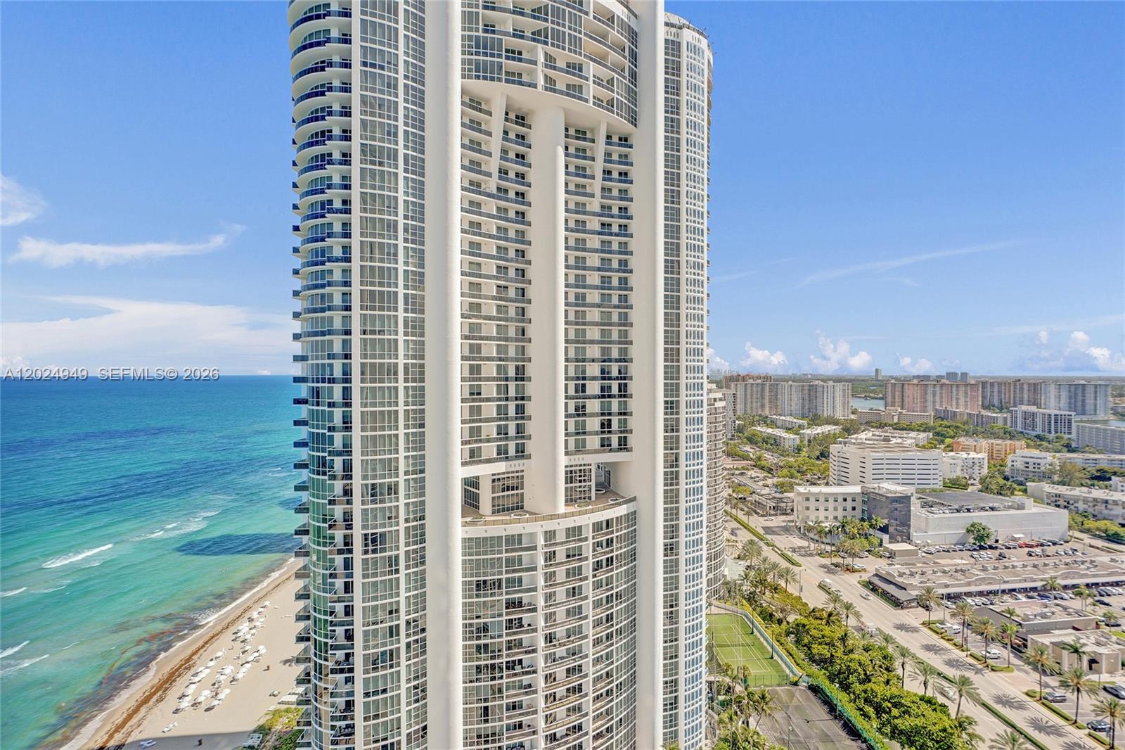 TRUMP ROYALE CONDO - Residential