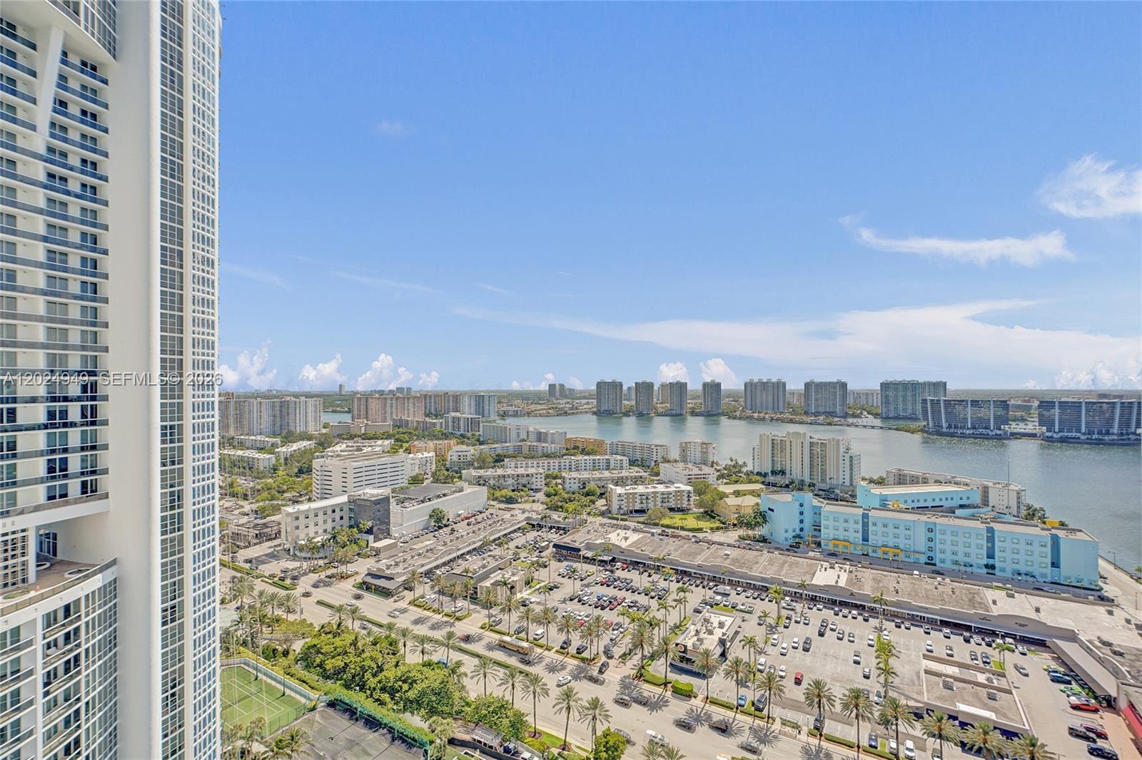 TRUMP ROYALE CONDO - Residential