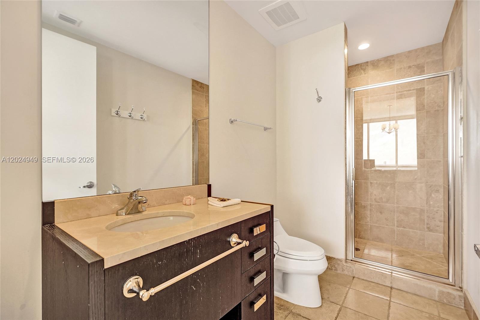TRUMP ROYALE CONDO - Residential