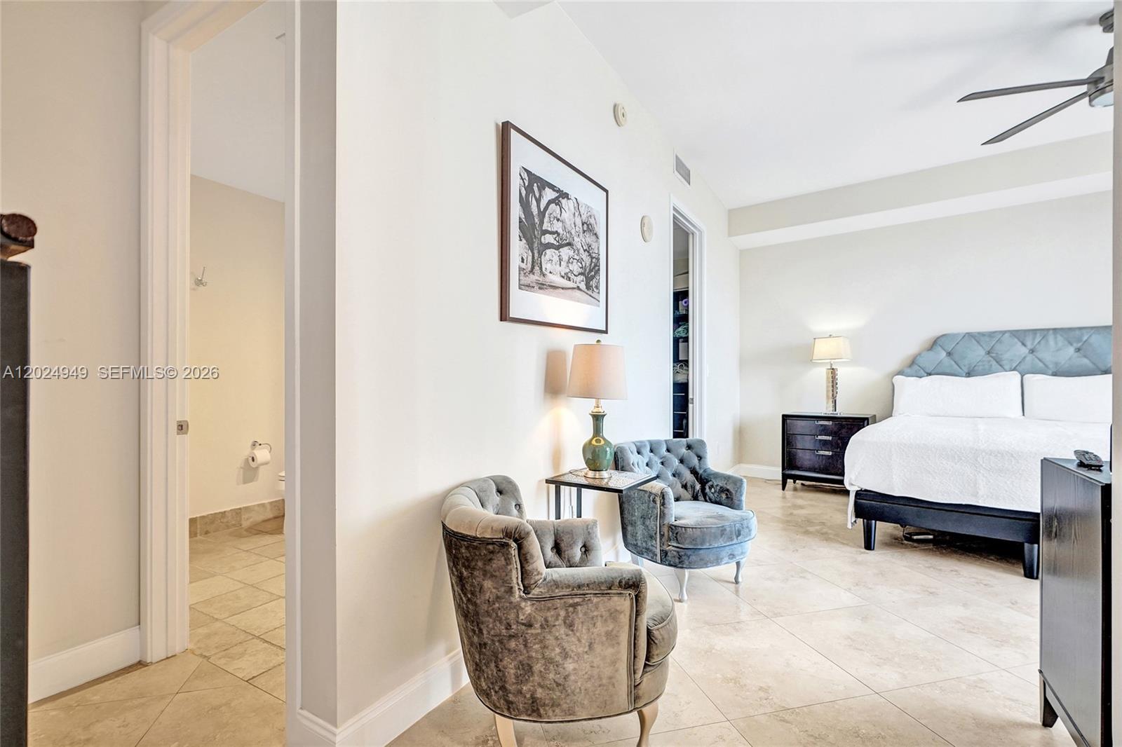 TRUMP ROYALE CONDO - Residential