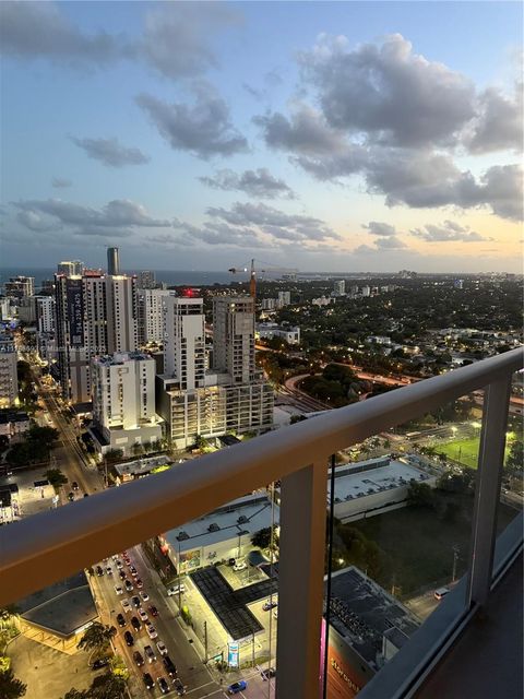 185 SW 7th St 3406 Miami FL 33130