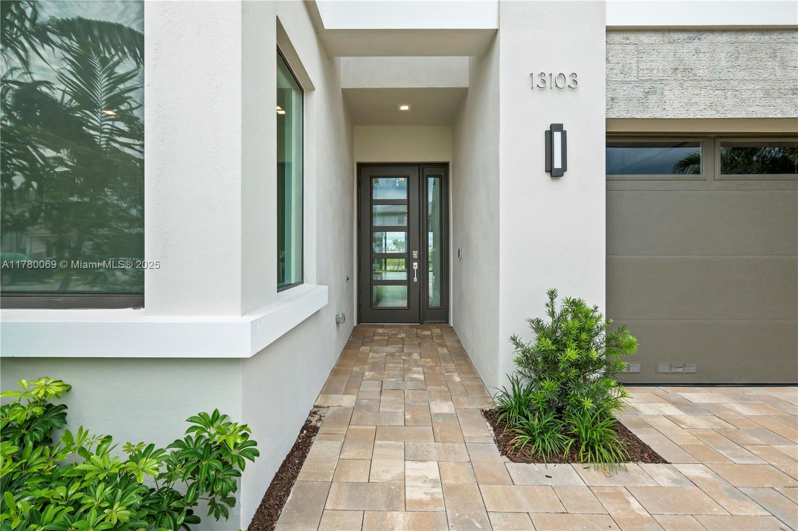 13103 Feathering Way
