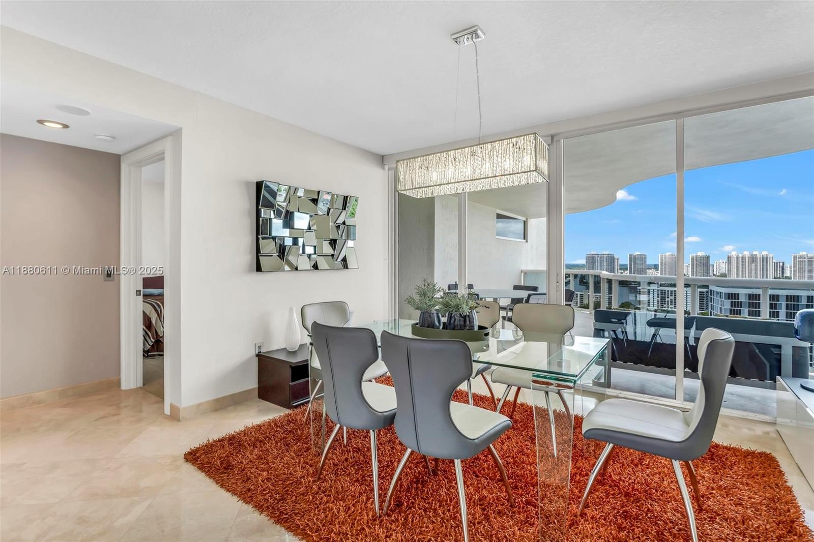 THE PINNACLE CONDO - Residential