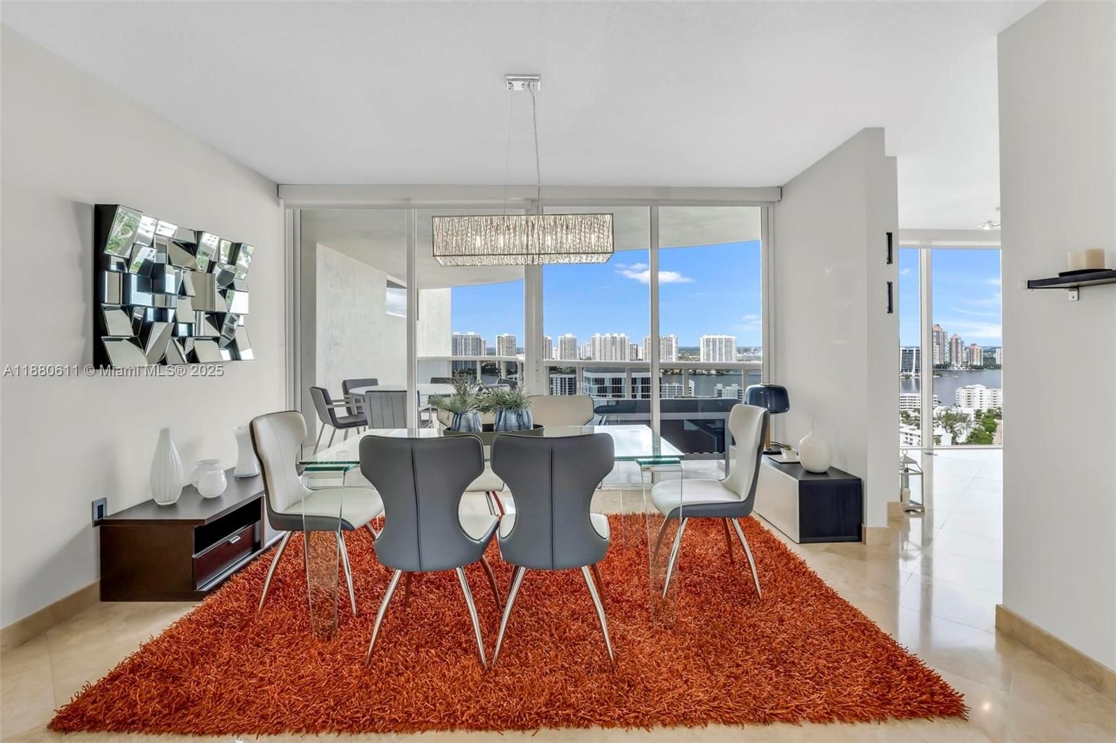 THE PINNACLE CONDO - Residential