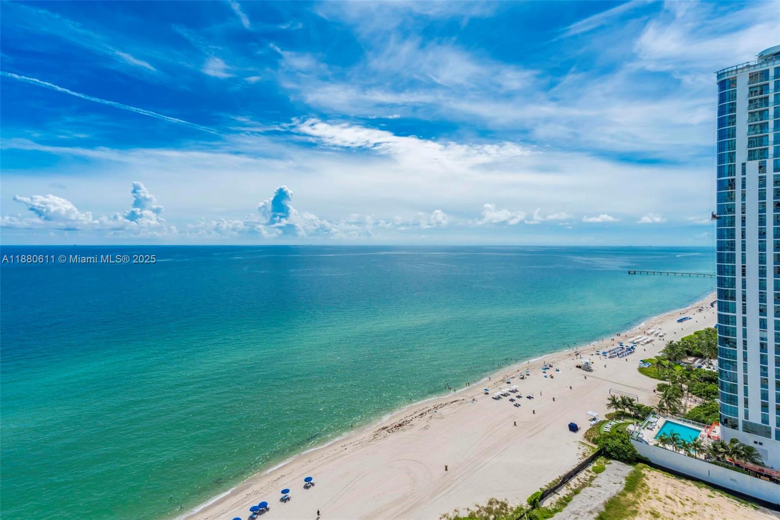 THE PINNACLE CONDO - Residential