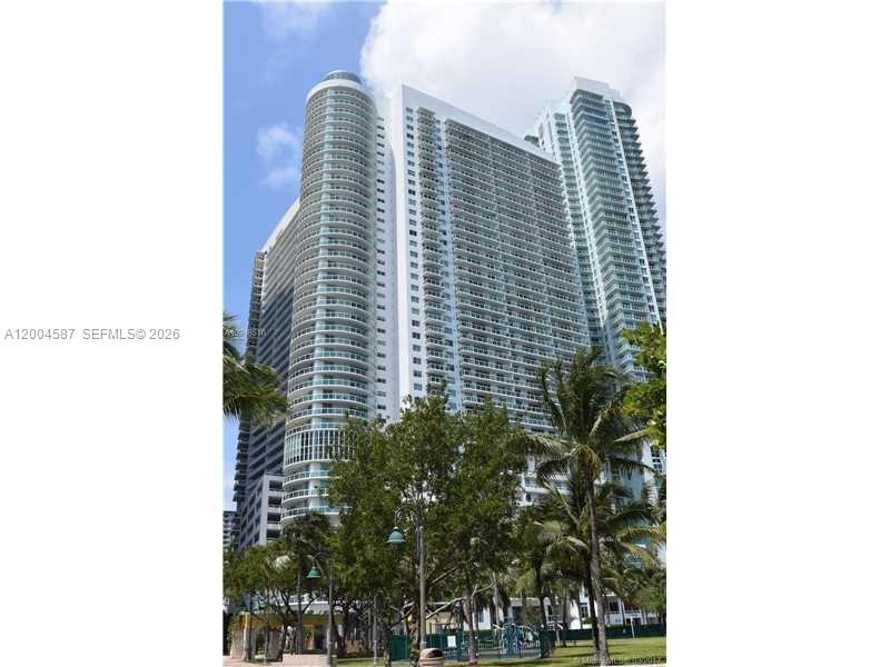 1800 N Bayshore Dr 609