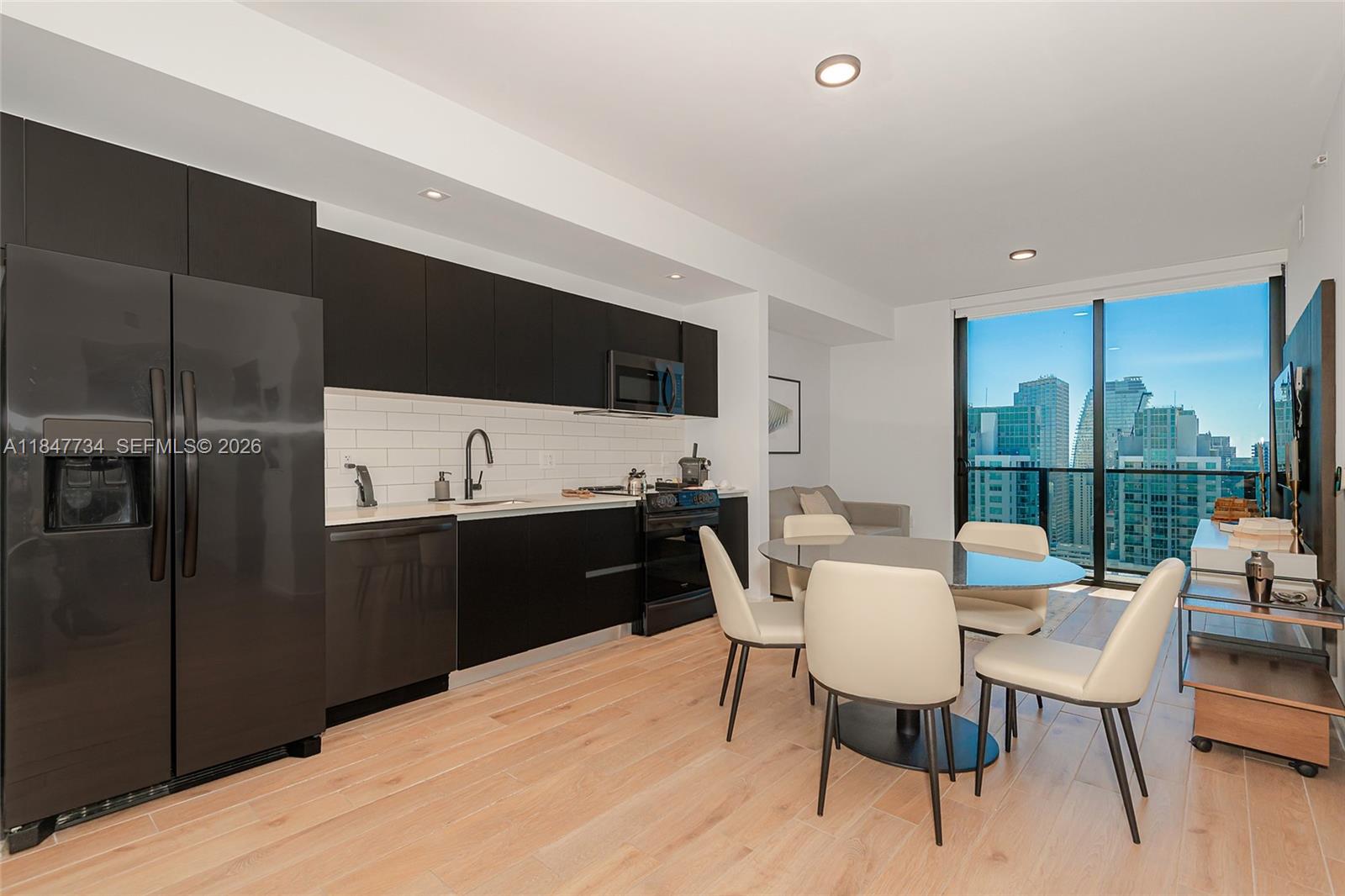 MAP OF MIAMI DADE CO. FL. - Residential