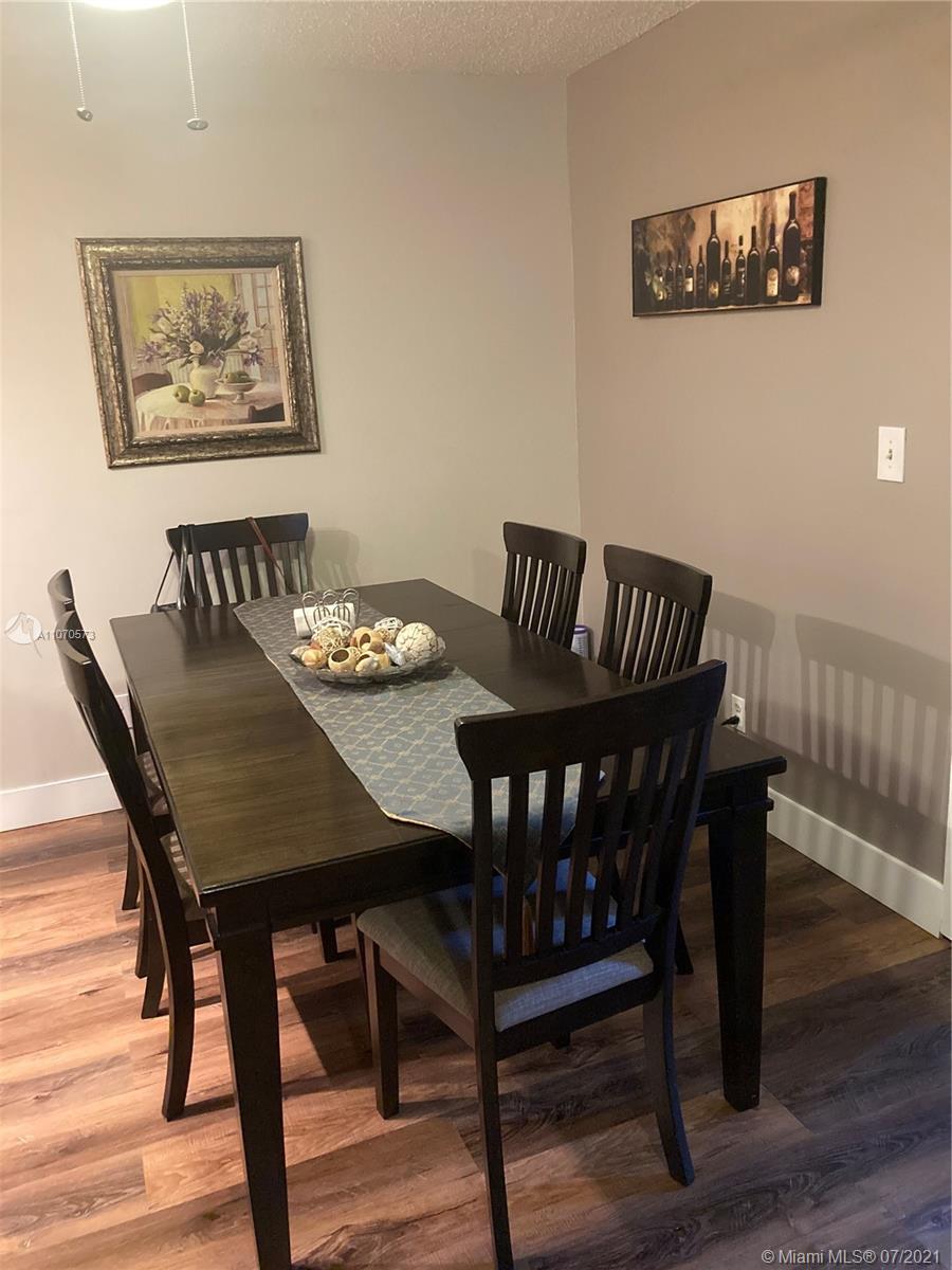 VALENCIA VILLAGE PH I - Residential