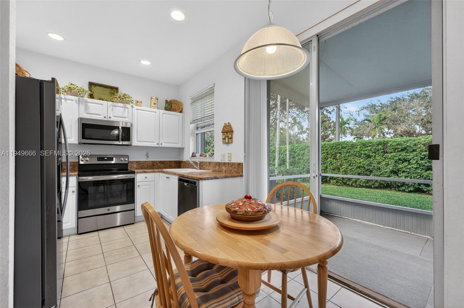 WYNDHAM LAKES EAST - Residential