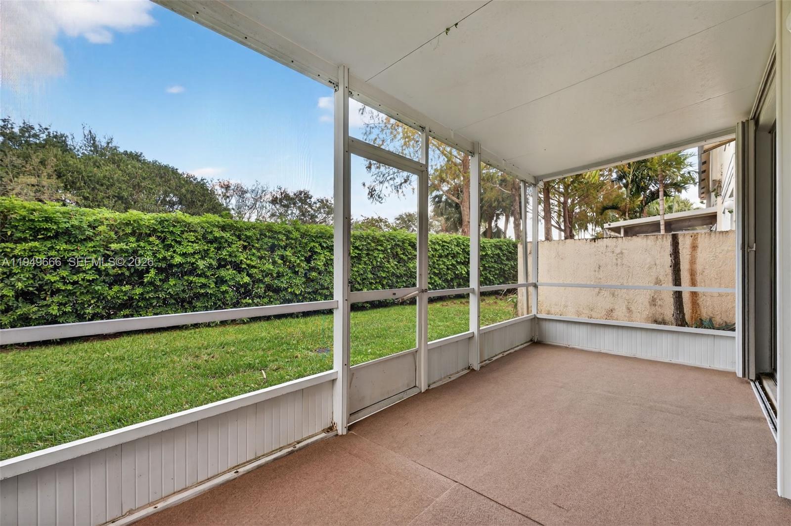 WYNDHAM LAKES EAST - Residential