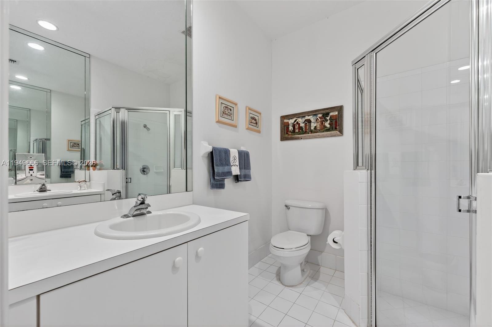 WYNDHAM LAKES EAST - Residential