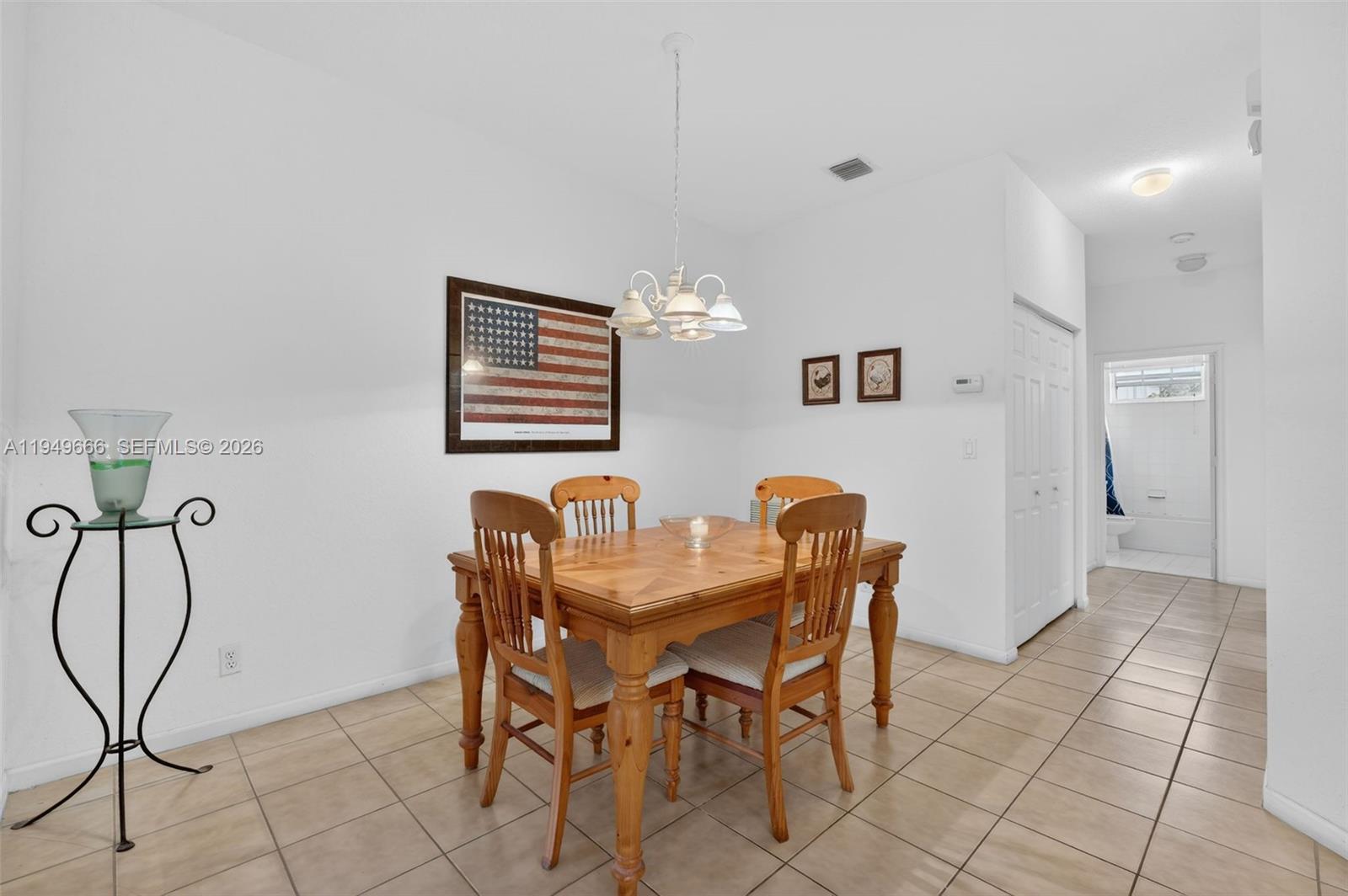 WYNDHAM LAKES EAST - Residential