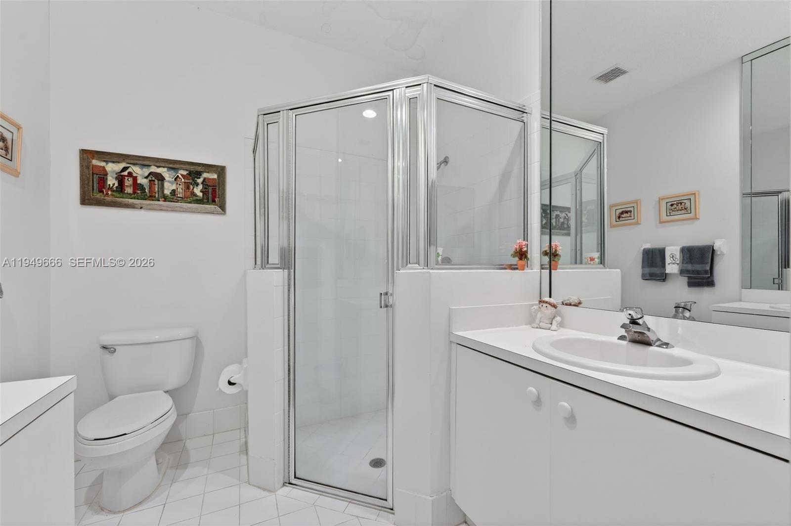 WYNDHAM LAKES EAST - Residential