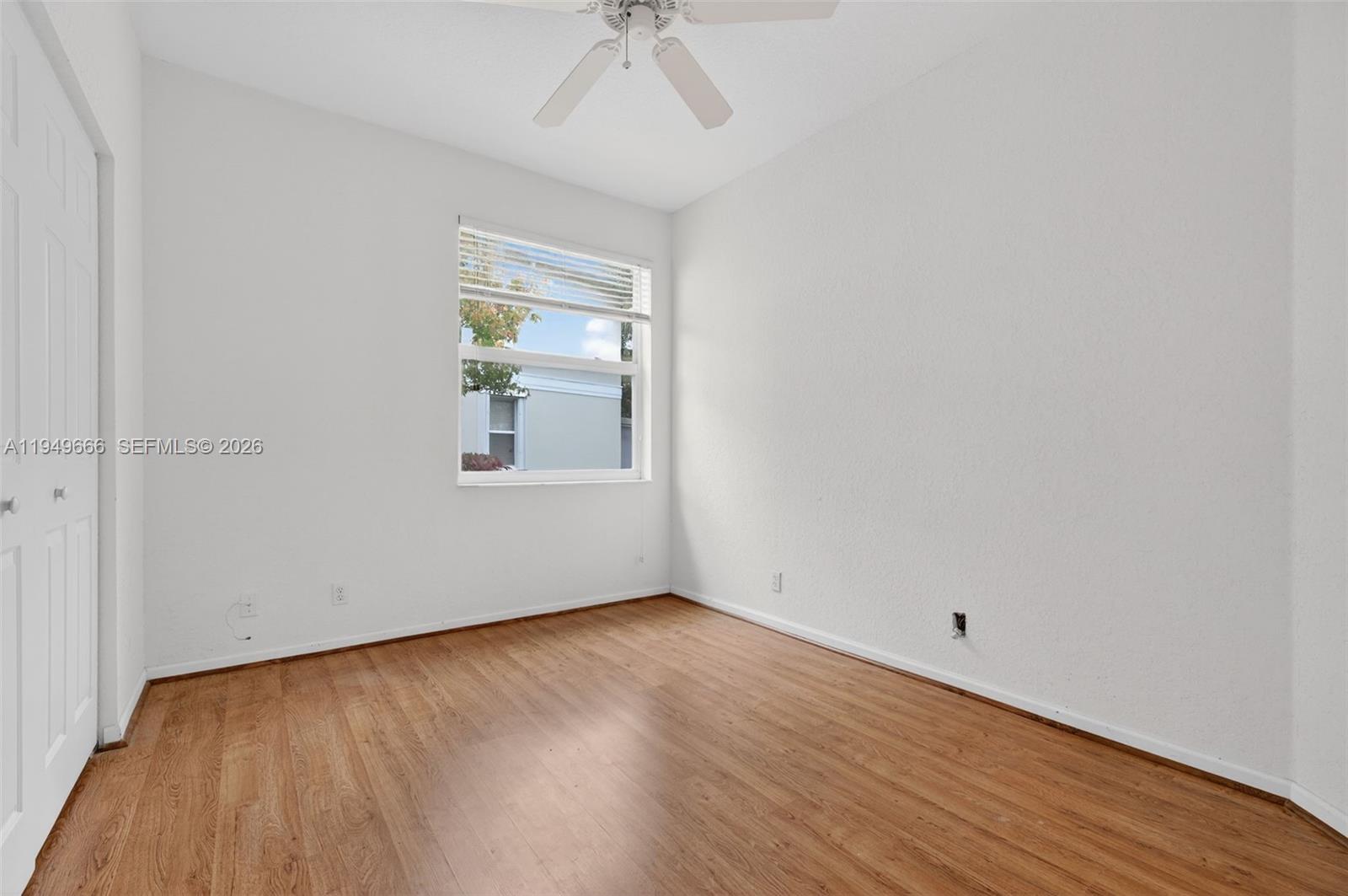 WYNDHAM LAKES EAST - Residential