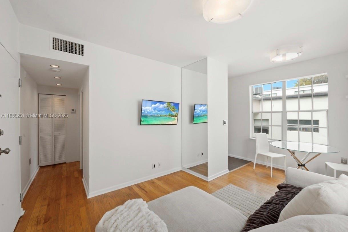 THE ST GEORGE CONDO - Residential