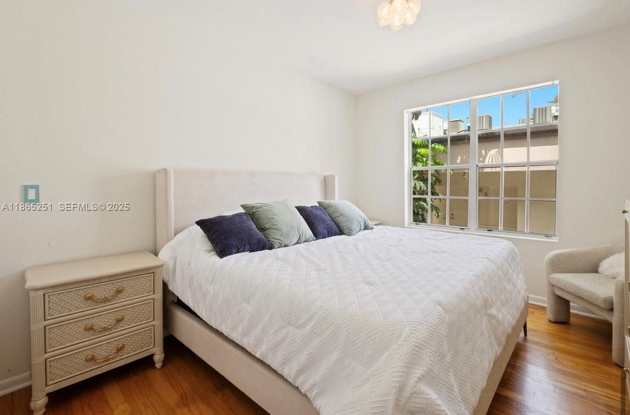 THE ST GEORGE CONDO - Residential