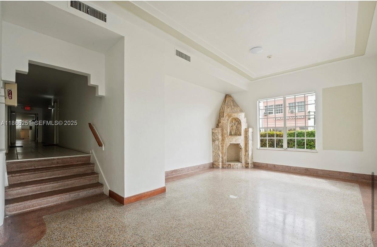 THE ST GEORGE CONDO - Residential