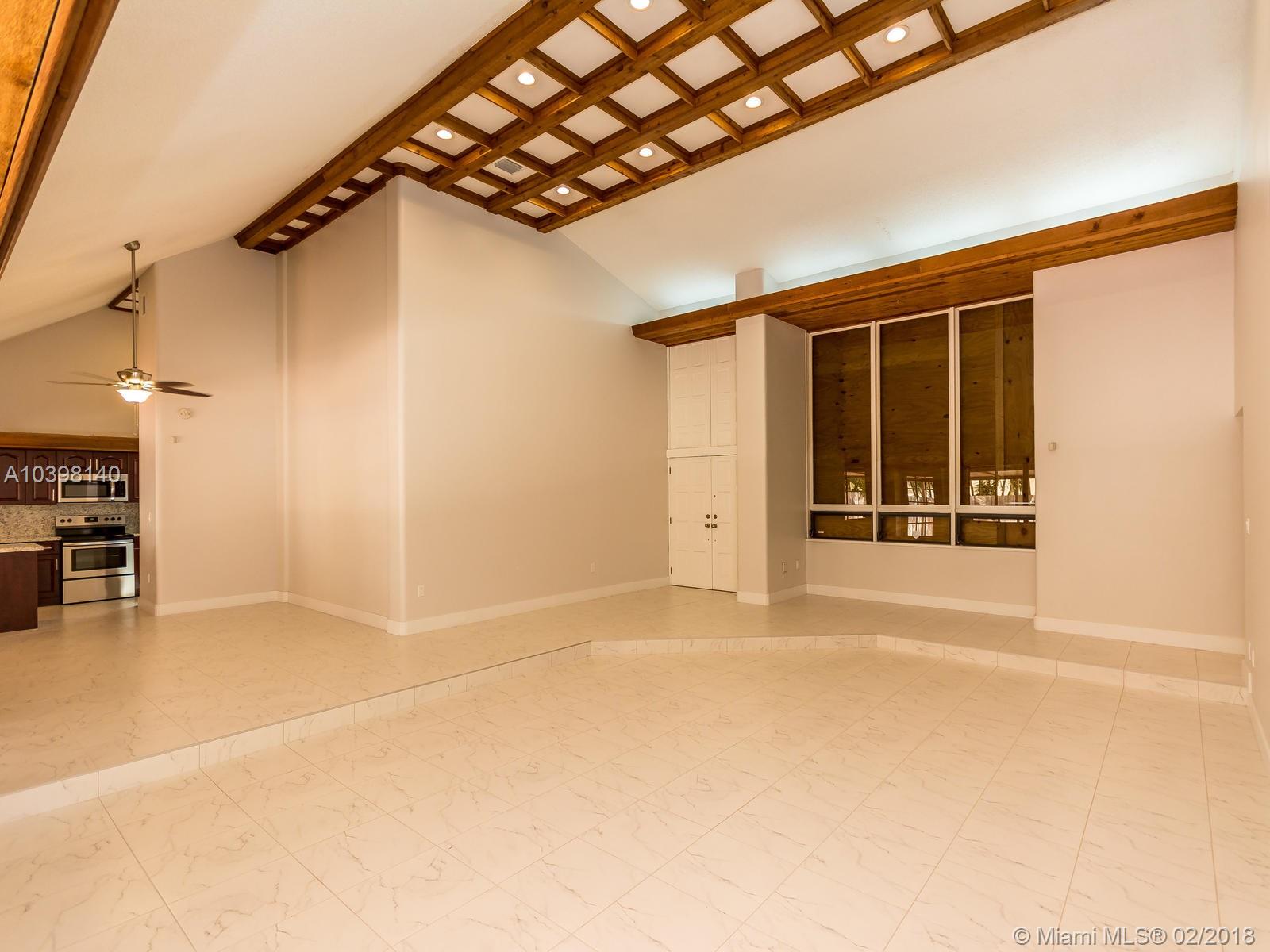 SHORES LINDGREN FIRST ADD - Residential