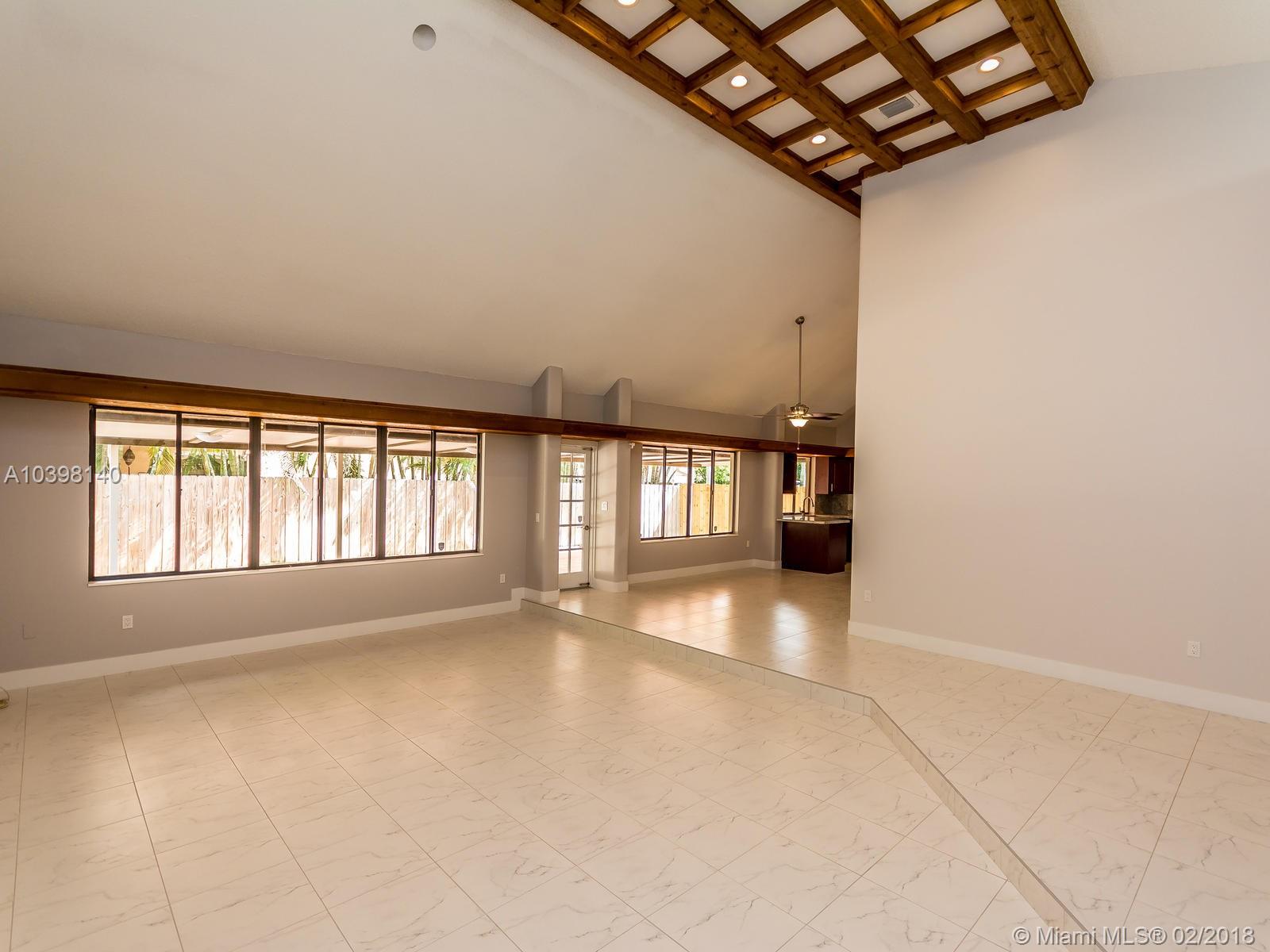 SHORES LINDGREN FIRST ADD - Residential