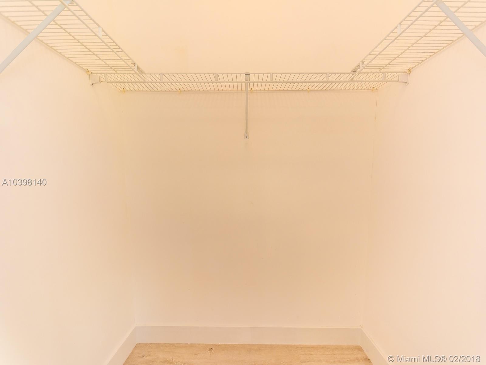 SHORES LINDGREN FIRST ADD - Residential